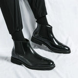 "Dwight™ | Ādas Chelsea zābaki" can be rewritten as "Dwight™ | Ādas Chelsea Boots".
