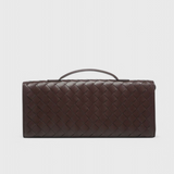 Melanie Clutch ar Zelta Mezglu Akcentiem