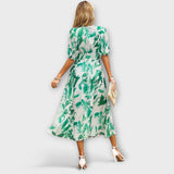 Mathilda - Elegant Midi Dress