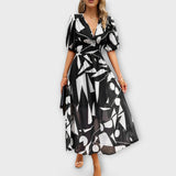 Mathilda - Elegant Midi Dress