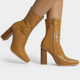 Linde Apjoma Boots