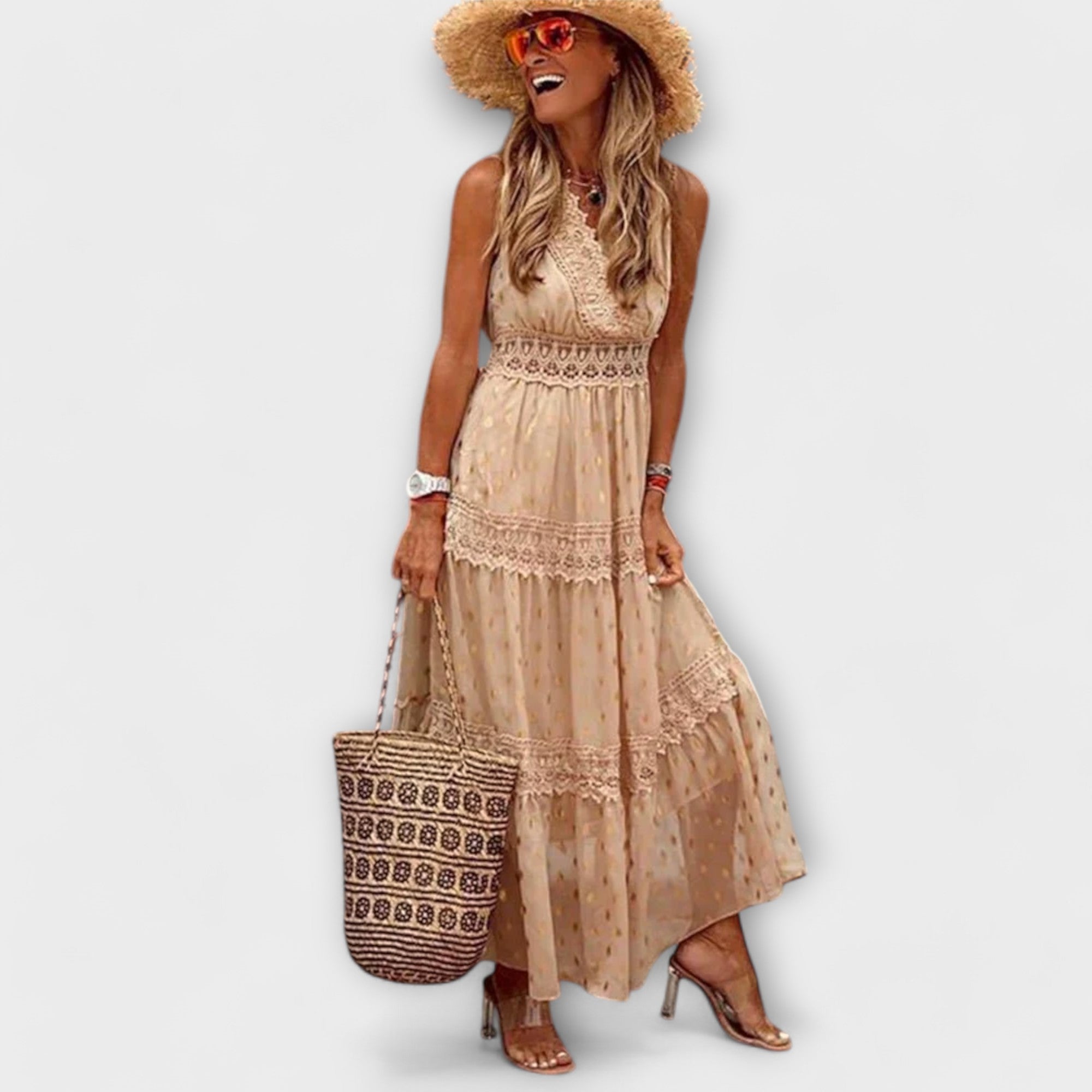 Lola - Maxi kleita ar boho stila mežģīnēm